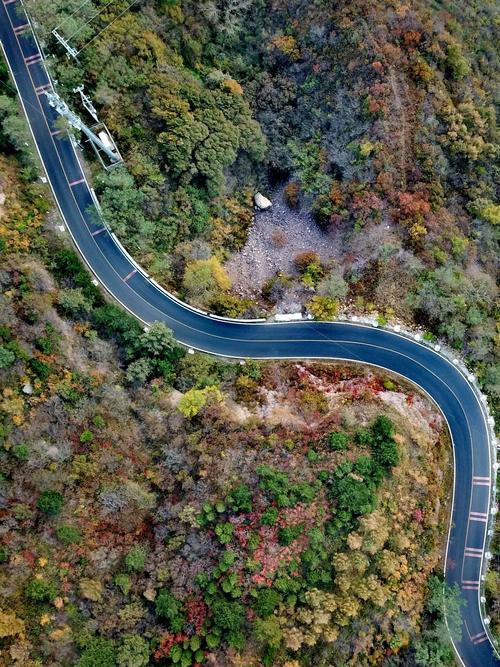 北京妙峰山骑行盘山公路俯瞰风景
