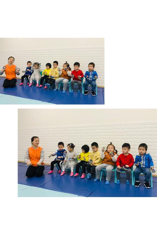 小学一年级教室 孩子跟着音频晃身体打节拍