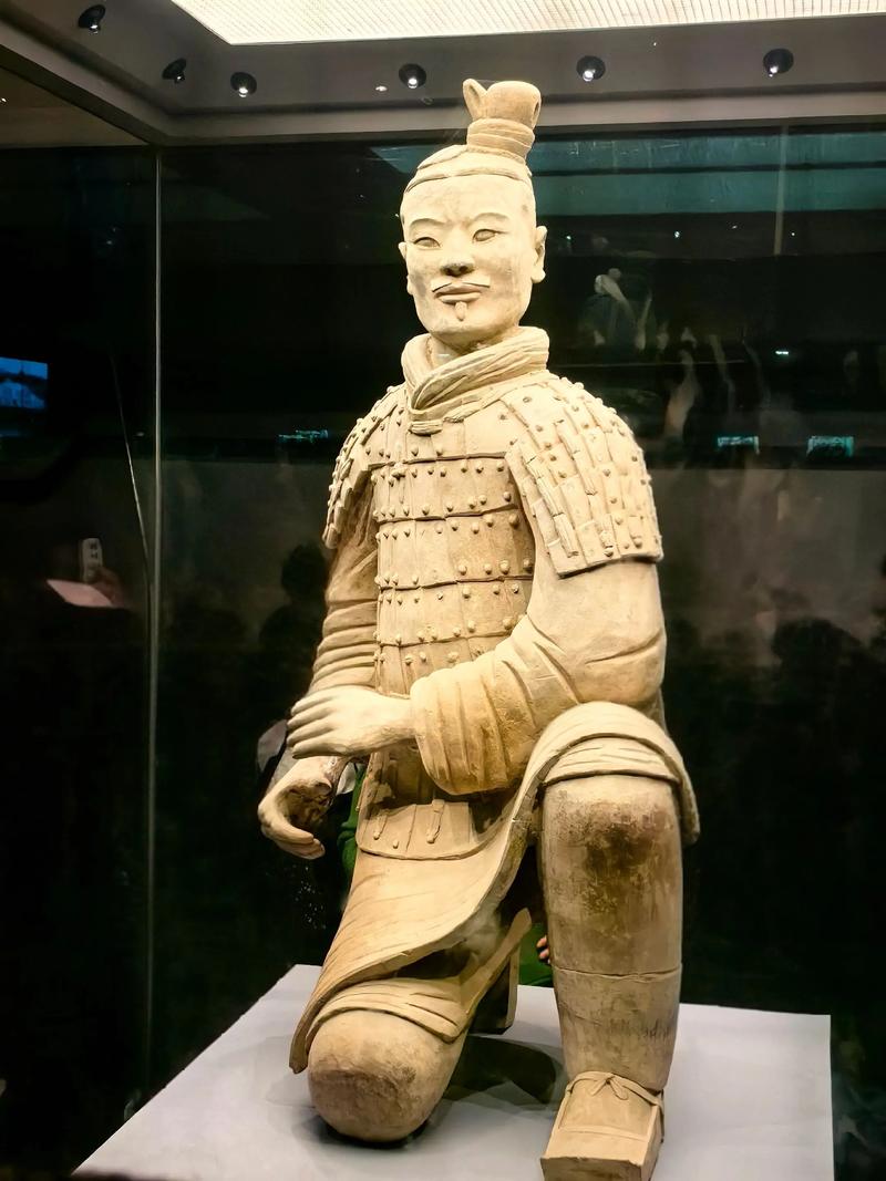 兵马俑跪射俑细节