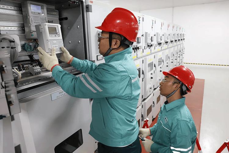 工厂车间生产工序碳计量分电表安装现场图