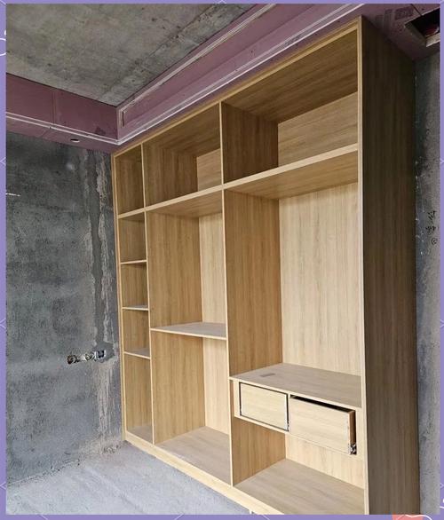 定制衣柜背板防潮留空施工细节图