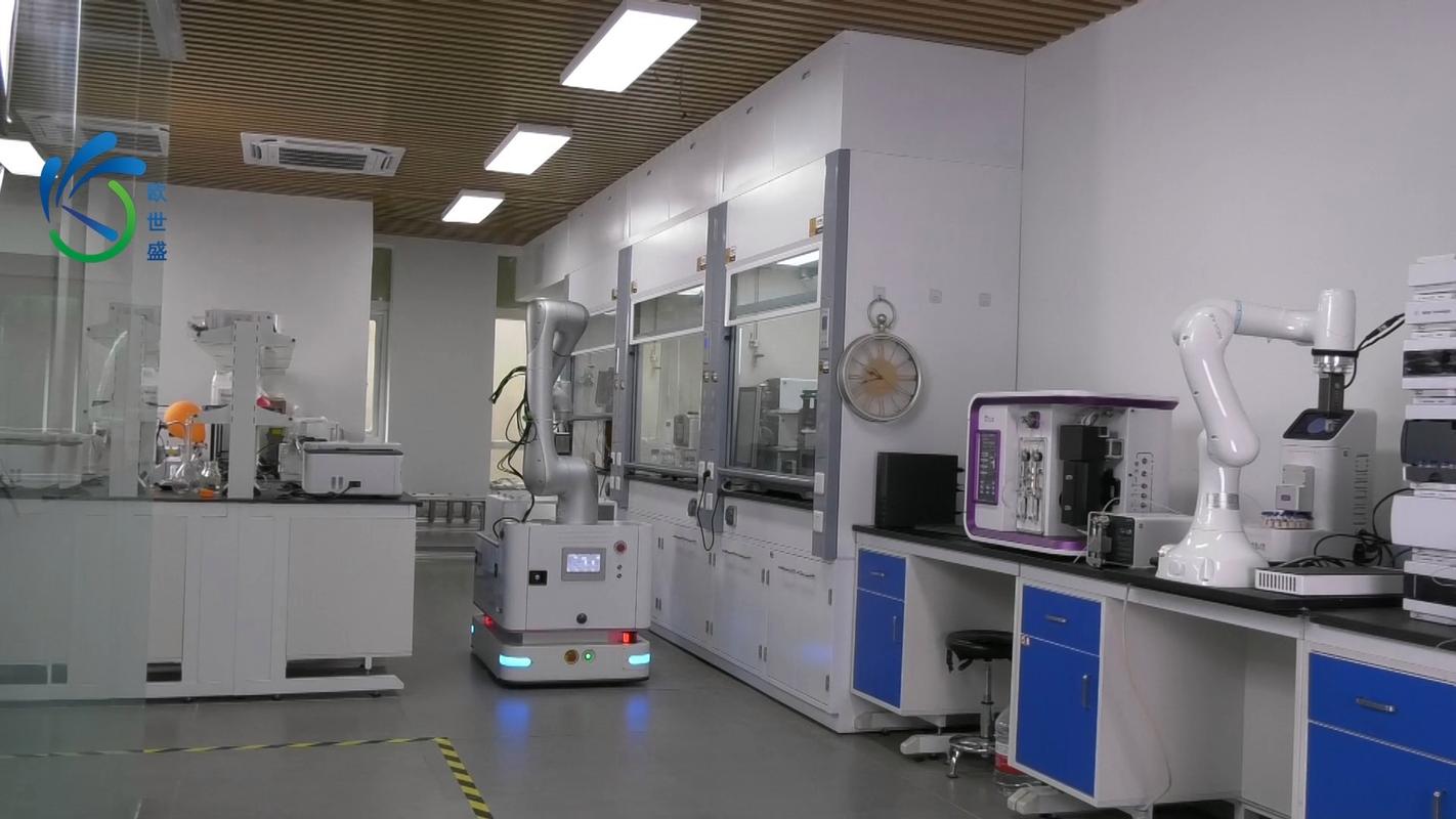 高端科研仪器冷冻电镜实验室内部场景