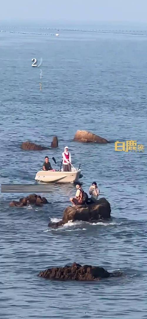 舟山赶海礁石涨潮被困现场