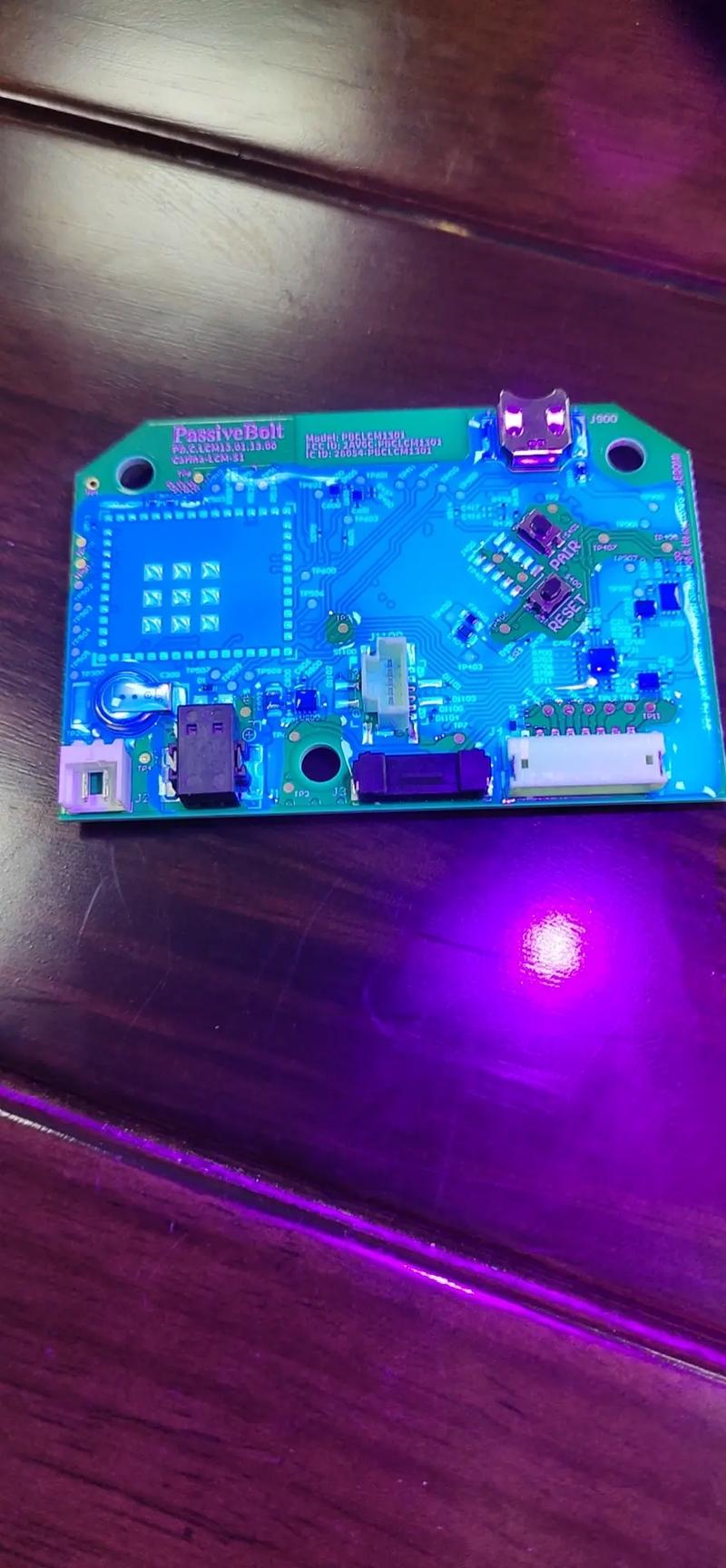 工业计算机凭什么卖这么贵？拆开看看，你就明白了-中远盛泰工业