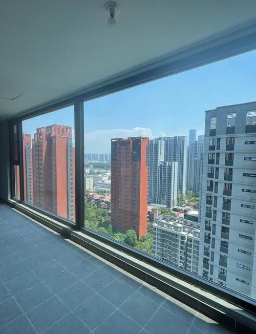 新建住宅智能调光玻璃阳台实景