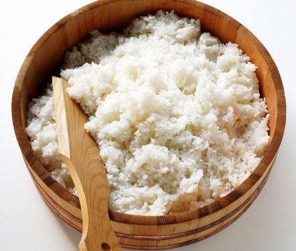 南漳东巩官米手工蒸米糕特写