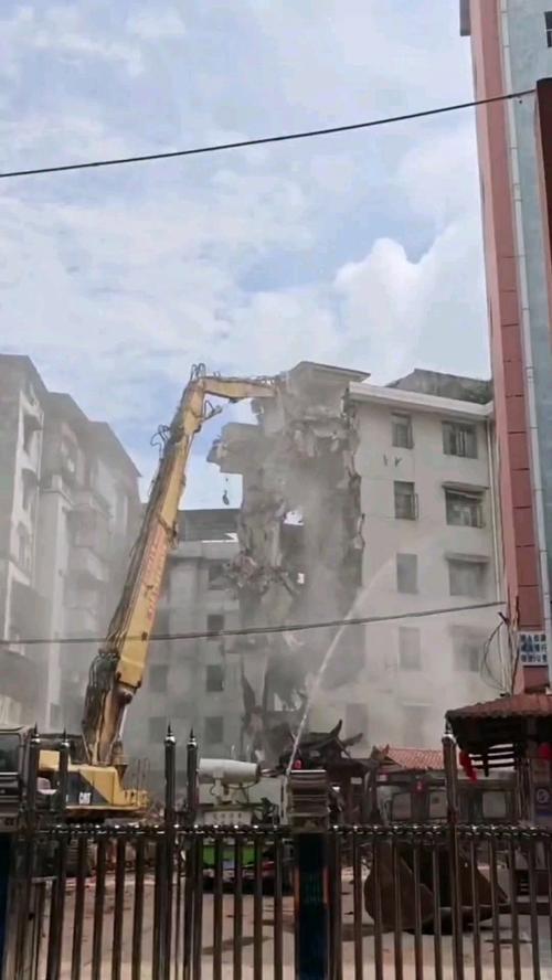 北京核心城区城中村拆迁谈判现场图