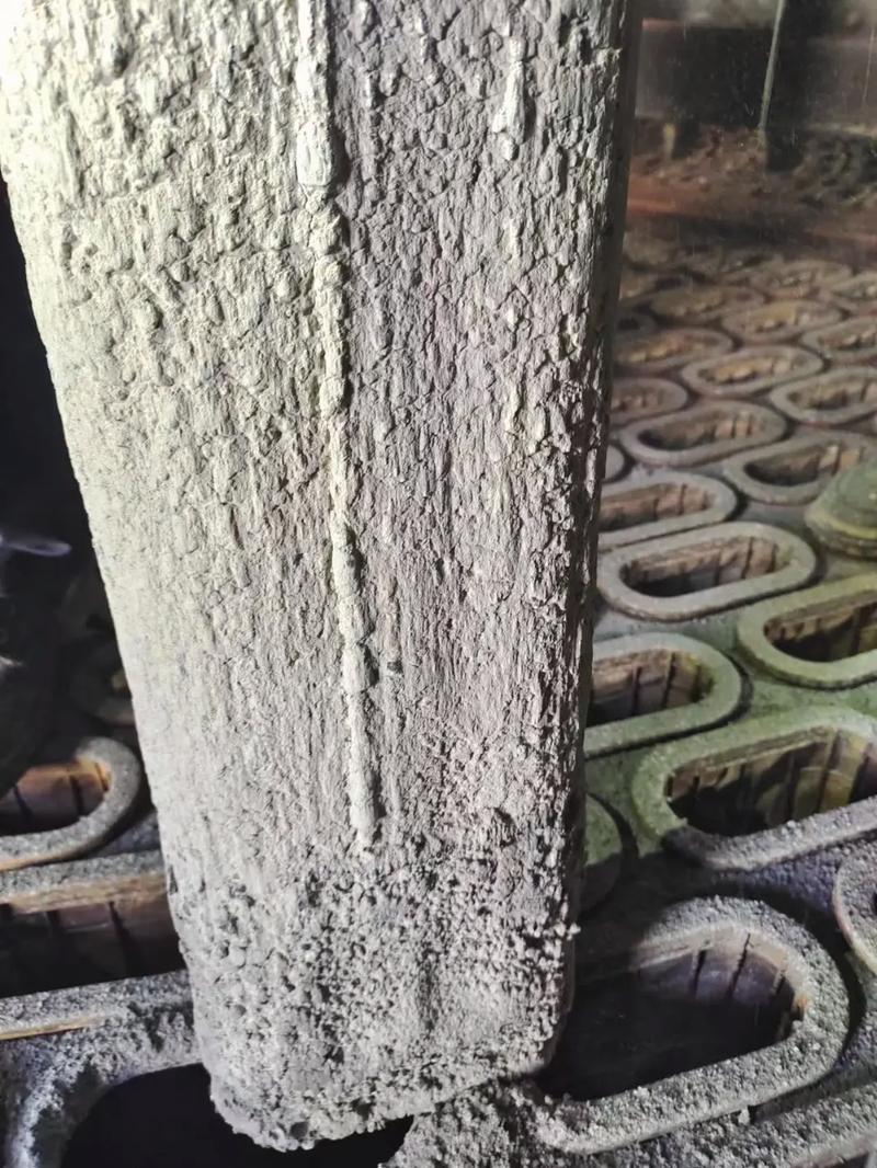 工业除尘器滤袋积灰堵塞细节