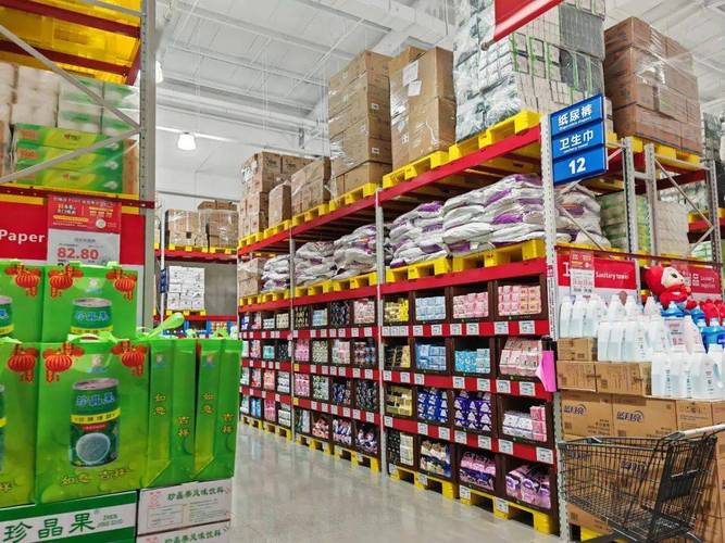 社区超市纸品货架闲置实拍