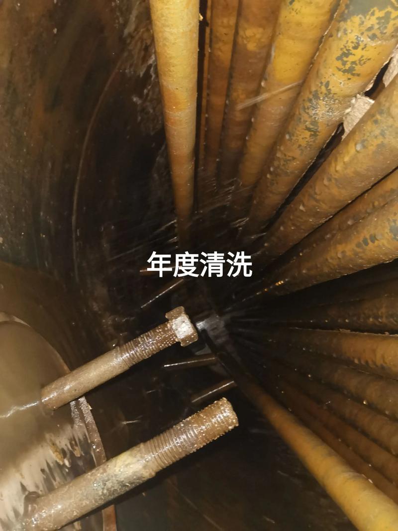 工业锅炉水垢清理现场打磨除垢