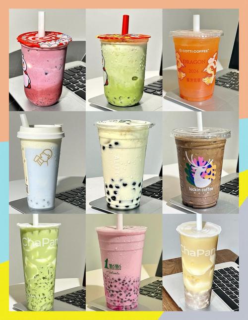夏日饮品店常温与冰茶饮摆放实拍图