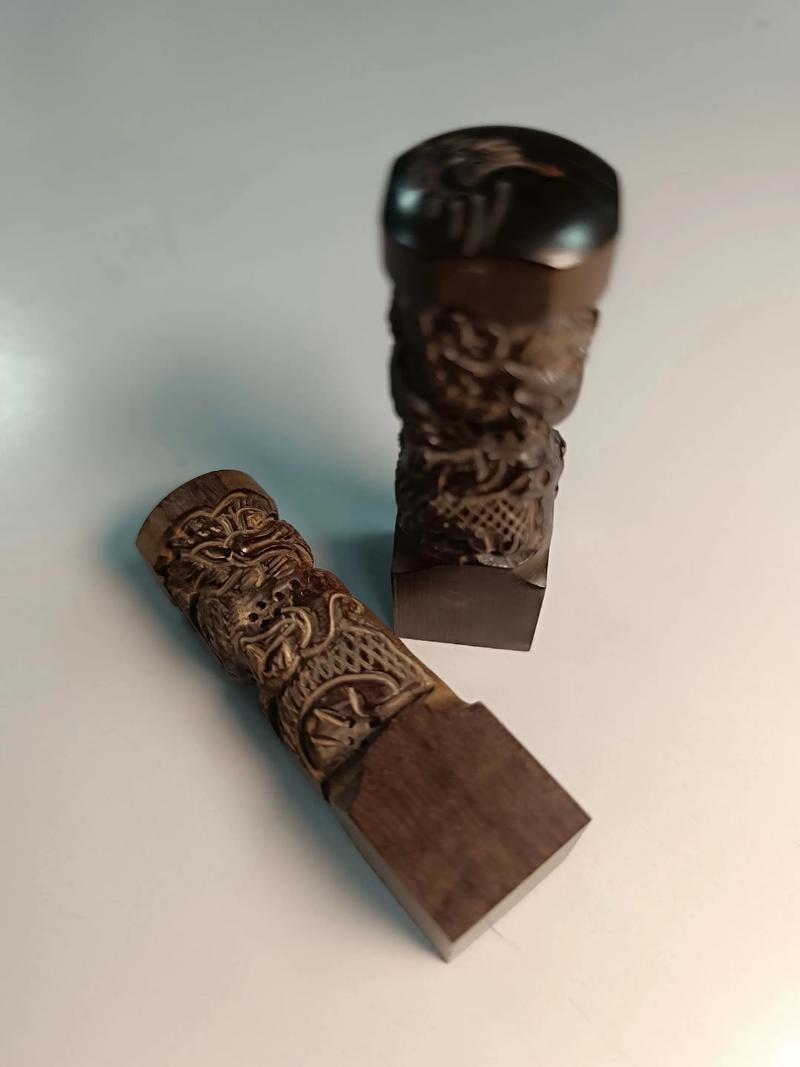 那些刻在木头上的，全是日子的印章