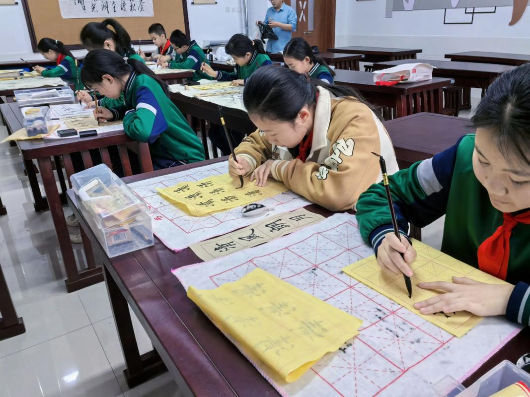 社团里的“社会课”