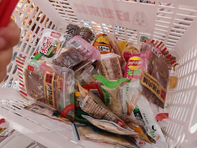 买零食,买的是那一秒的松弛