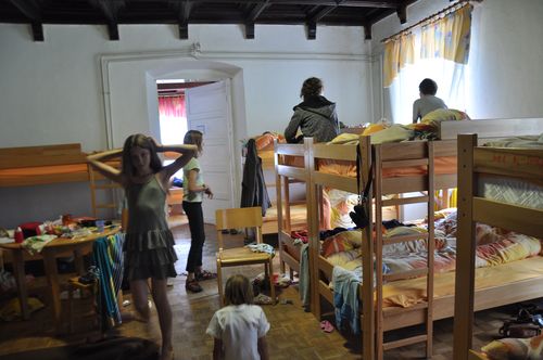 海外工业外派子女寄宿家庭居住区实拍