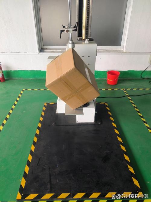 重型瓦楞纸箱承重测试