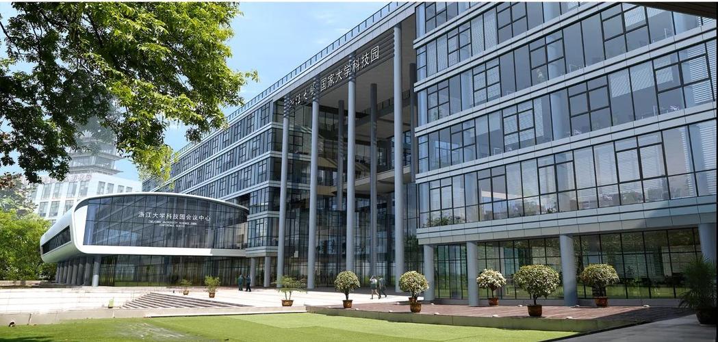 空荡荡的大学科技园入驻率低实拍