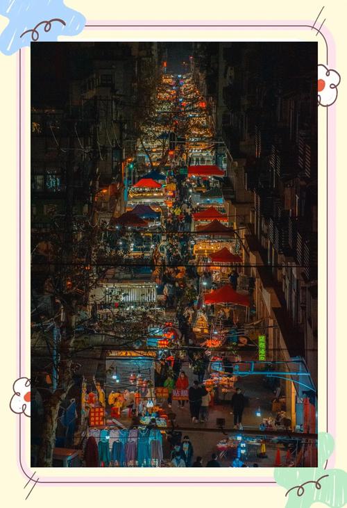 夜晚的夜市：烟火气里的生活哲学