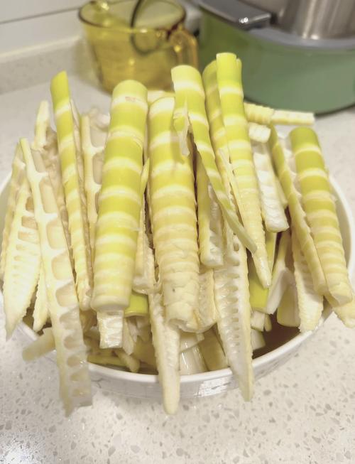 春笋香椿应季蔬菜保鲜收纳图