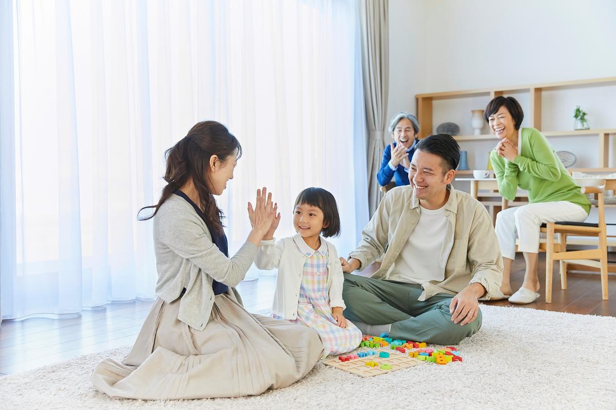 家庭亲子声音游戏互动画面