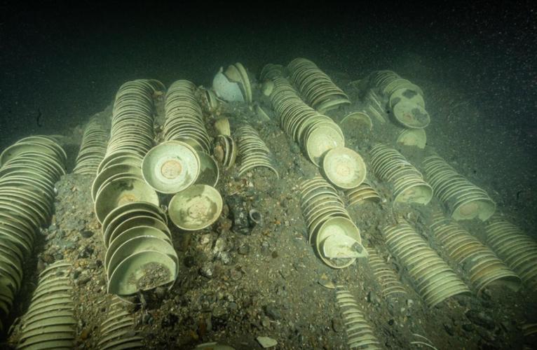 渤海湾海域水下文物考古发掘作业实景