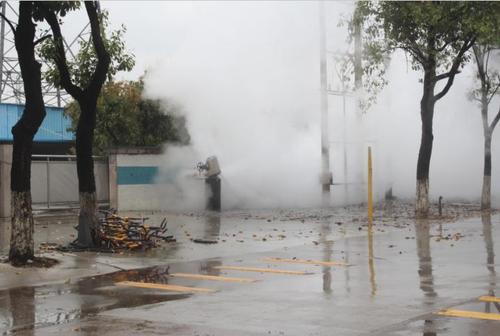 高温蒸汽管道爆破事故现场照片