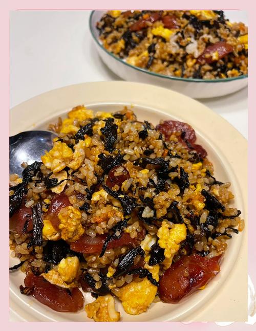 四、夜晚的瘾:干菜肉配米饭,怎么都吃不腻