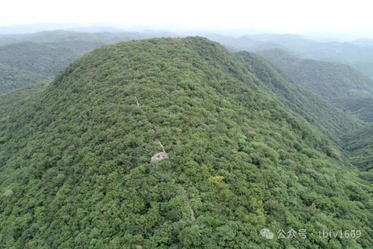 湖北南漳卧牛寨全景俯瞰图