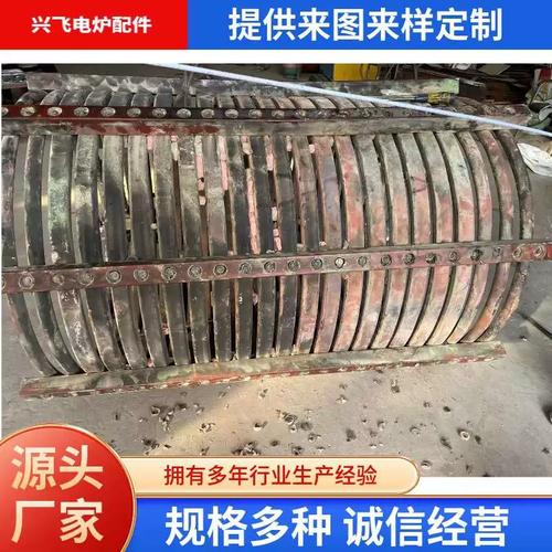 工业熔炼炉内部新旧感应线圈对比图
