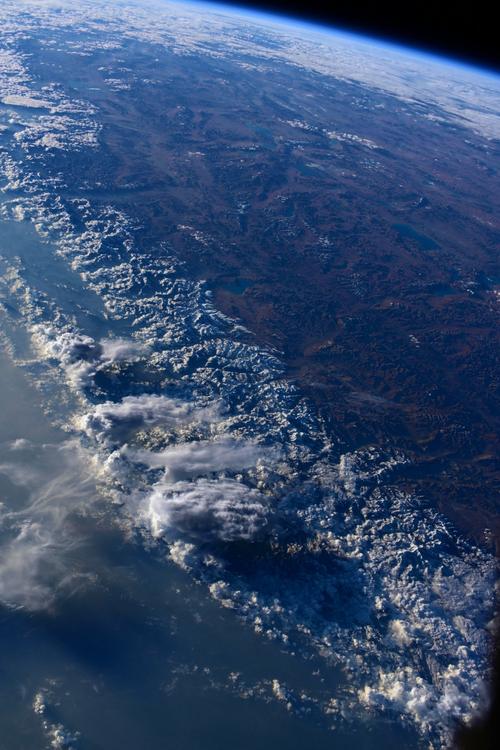 板块碰撞形成喜马拉雅山脉卫星图