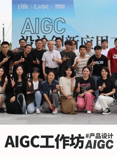 工业设计师引导儿童参与产品设计工作坊