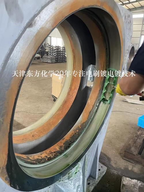 煤矿液压支柱硬铬工业电镀加工现场
