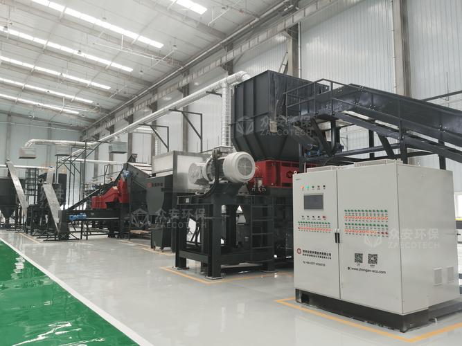 工业固废分类处理生产线现场图