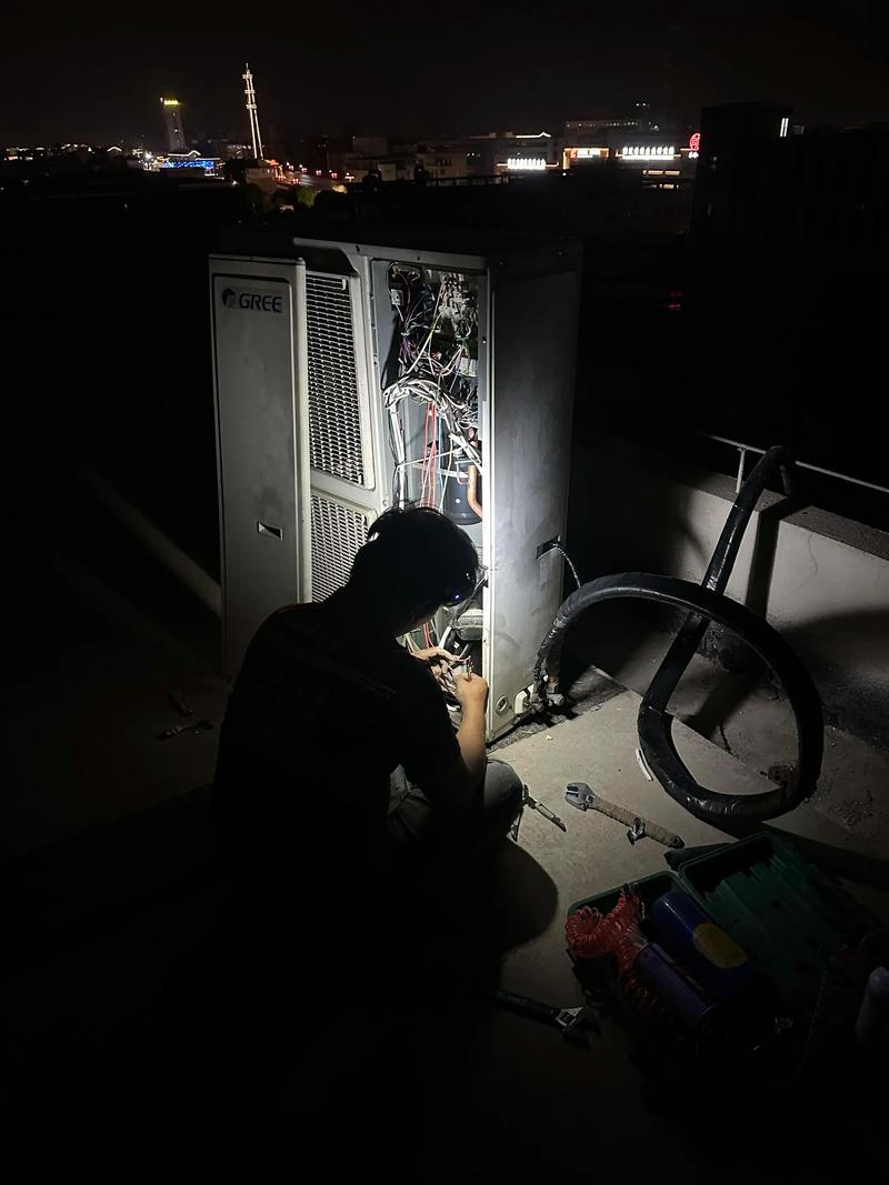 一个老电工的夜班惊魂
