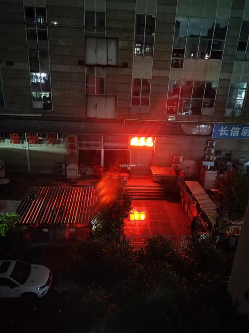 住宅夜间光污染光照度检测实拍图