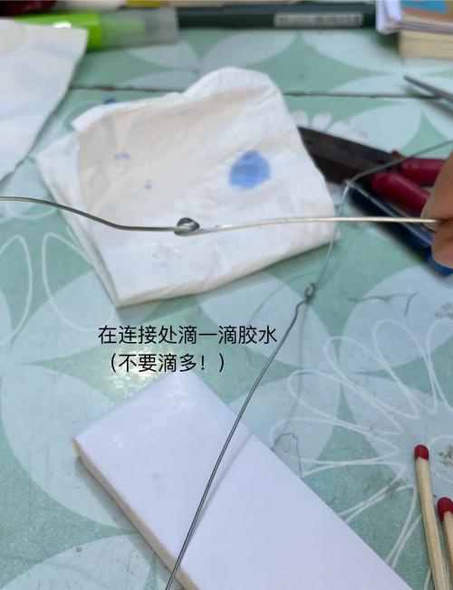 DIY Perks透明显示器手工制作过程细节