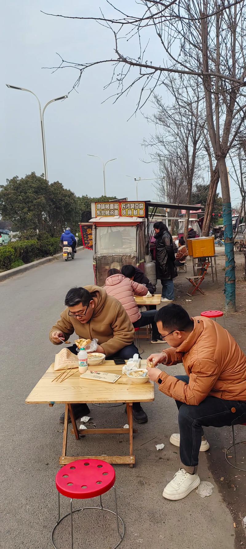 街头早餐摊慵懒清晨