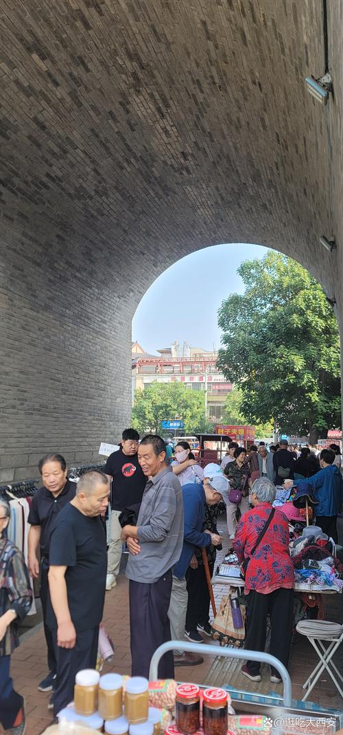 西安：城墙下的公共生活实验