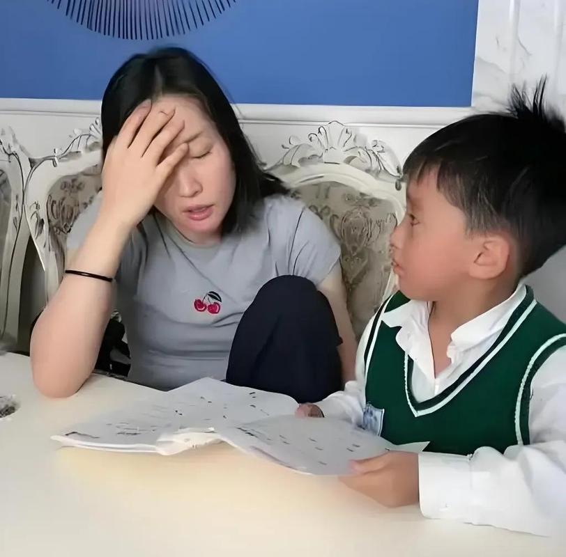 儿童哀伤辅导亲子情感陪伴场景图