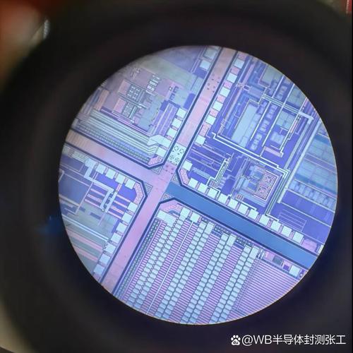 半导体PN结耗尽层电子显微镜照片