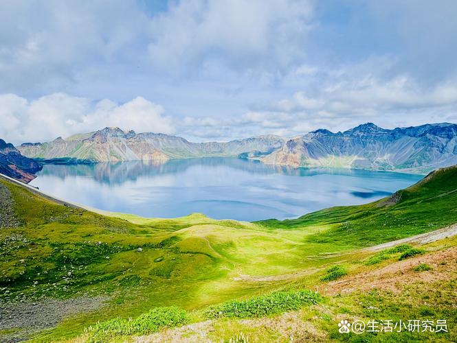 长白山天池:长白山顶的一汪秘境蓝,实用游玩指南-南漳旅游