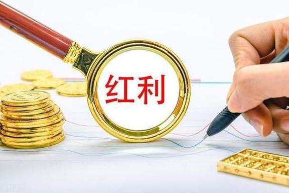最先吃到精度红利的，从来不是做模型的