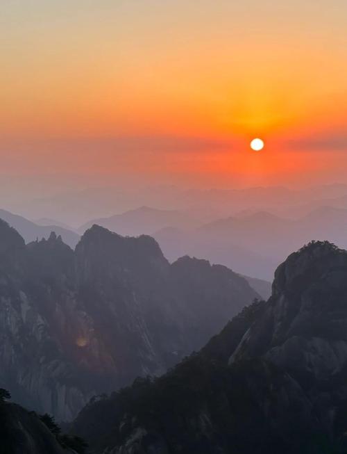 黄山日落台阶观景台