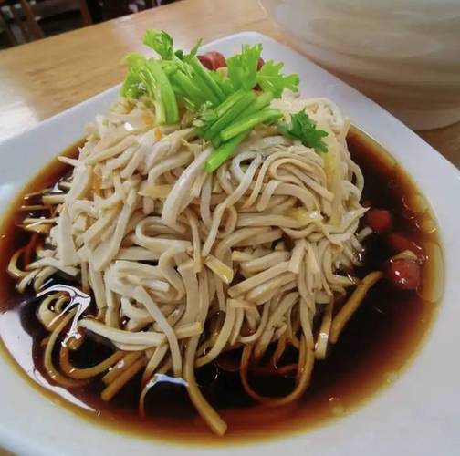 烫干丝姜丝虾籽酱油