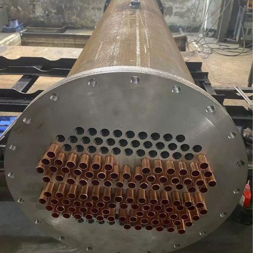 工业水冷冷水机拆机换热器对比图