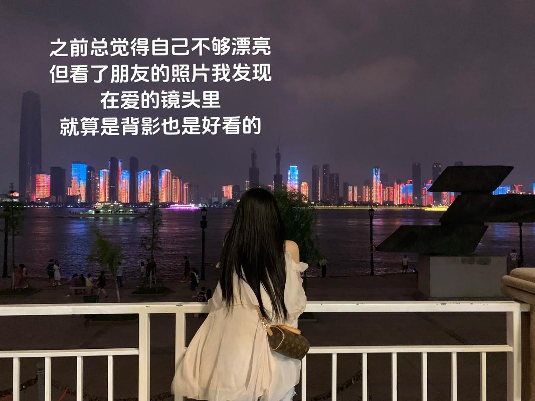 “为什么看别人用同一个滤镜就好看？”——灵魂质问