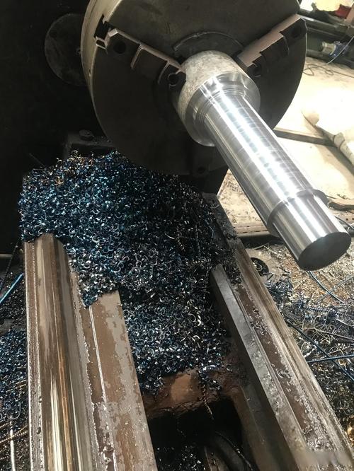 数控车床加工45号钢螺旋切削铁屑实拍