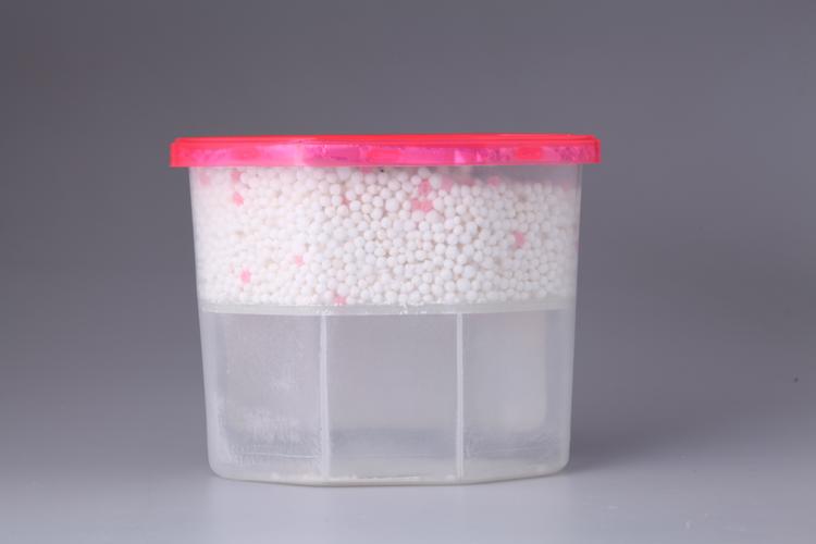 硬壳储水型氯化钙除湿盒内部结构