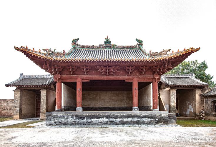 晋南清代县级文保戏台违规翻新现场图