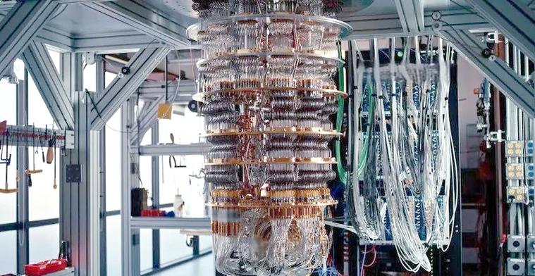 谷歌Willow量子芯片实验室环境特写